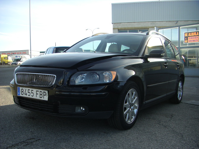 VOLVO V-50 SUMMUM 2.0 D 136CV
