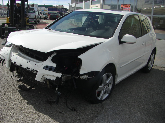 VOLKSWAGEN GOLF GT SPORT 2.0 TDI 140CV