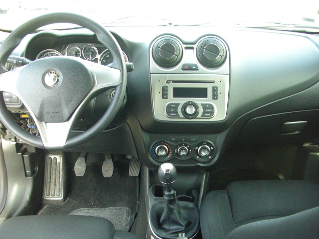 ALFA ROMEO MITO 1.4 GASOLINA 70CV