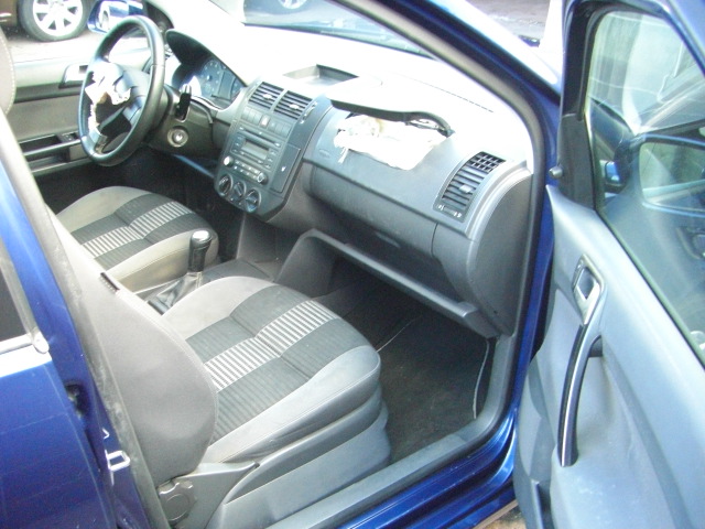 VOLKSWAGEN POLO 1.2 GASOLINA 70CV