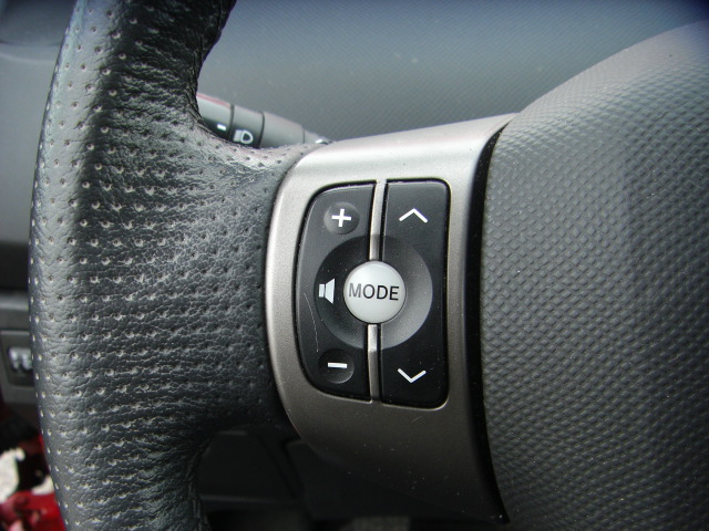 TOYOTA YARIS 1.3 GASOLINA 100CV