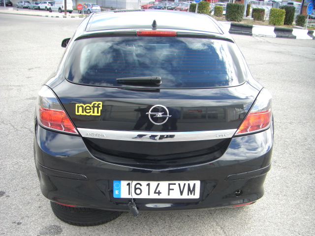 OPEL ASTRA GTC 1.9 CDTI COSMO 120CV