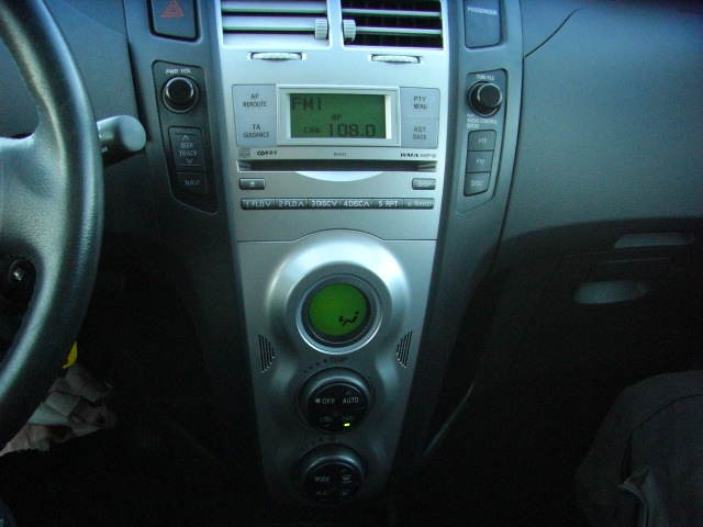 TOYOTA YARIS 1.4 D4D SOL 90CV