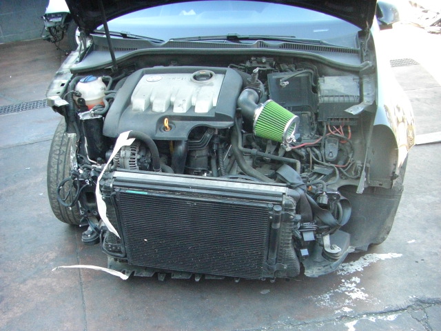 VOLKSWAGEN GOLF V 1.9 TDI 105CV