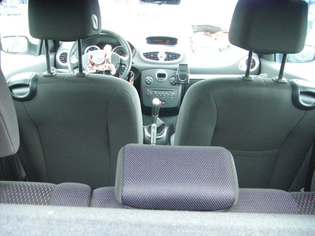 RENAULT CLIO 1.4 GASOLINA 98CV