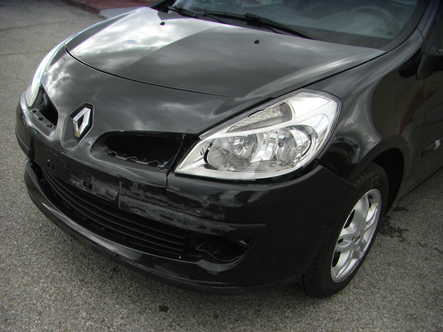 RENAULT CLIO 1.4 GASOLINA 98CV