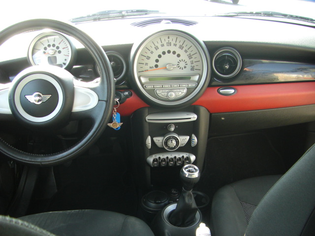 MINI COOPER D 1.6 108CV