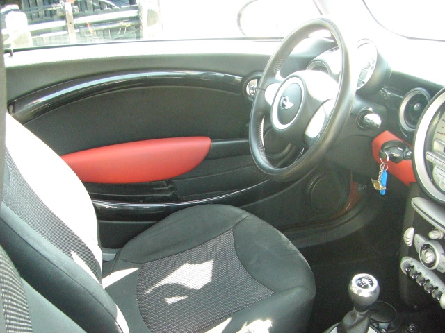 MINI COOPER D 1.6 108CV