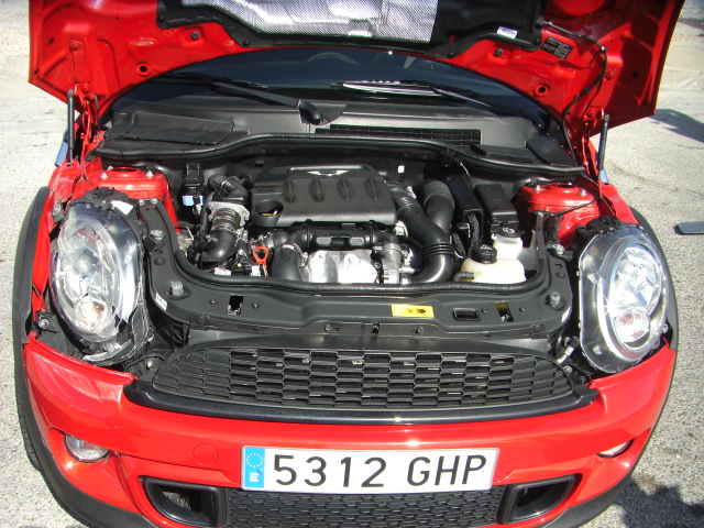 MINI COOPER D 1.6 108CV