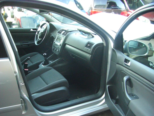VOLKSWAGEN GOLF 1.9 TDI 105CV