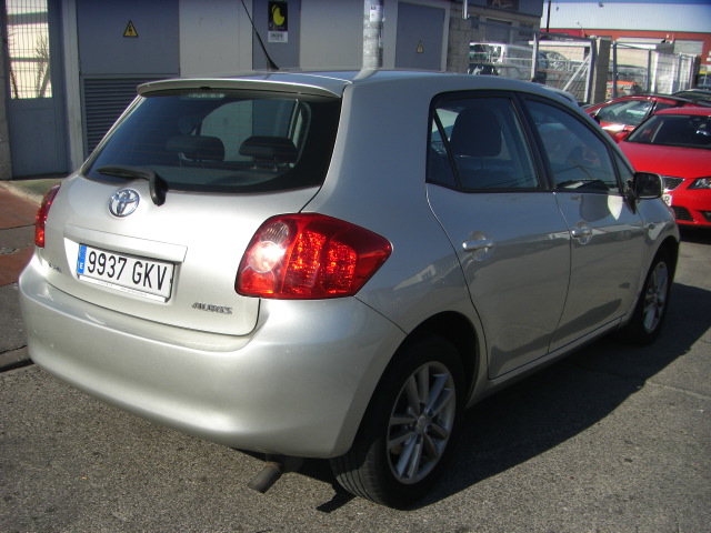 TOYOTA AURIS 2.0 D4D 126CV