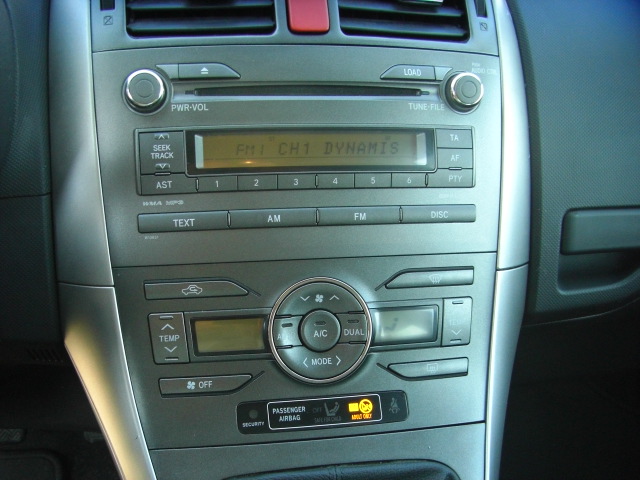 TOYOTA AURIS 2.0 D4D 126CV