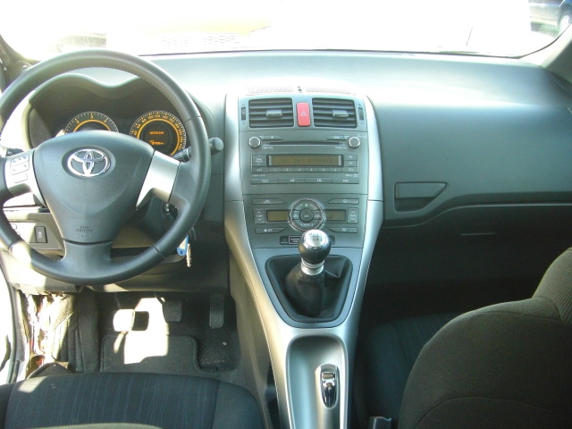 TOYOTA AURIS 2.0 D4D 126CV