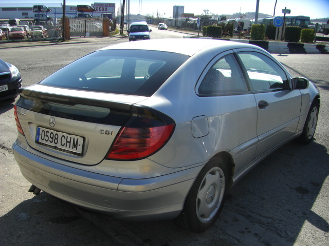 MERCEDES BENZ C 220CDI 2.2 142CV AUTOMATICO