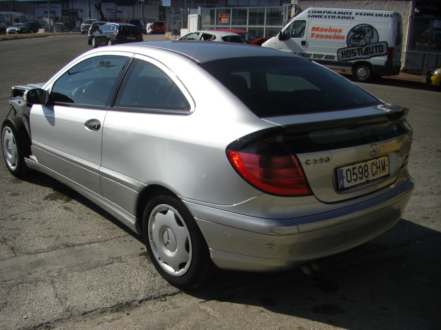 MERCEDES BENZ C 220CDI 2.2 142CV AUTOMATICO
