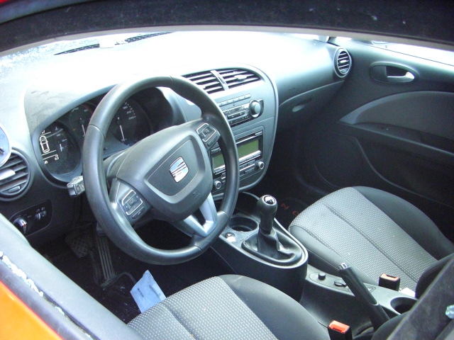 SEAT LEON 1.6 TDI 105CV