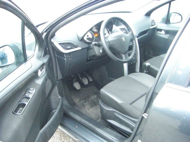 PEUGEOT 207 ACTIVE 1.4 GASOLINA 73CV