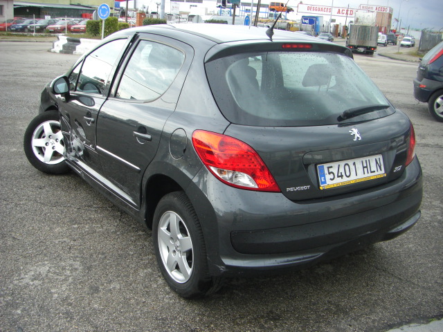 PEUGEOT 207 ACTIVE 1.4 GASOLINA 73CV