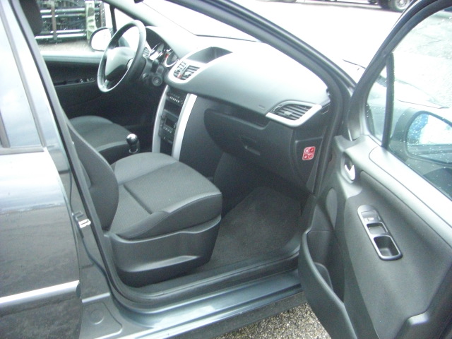 PEUGEOT 207 ACTIVE 1.4 GASOLINA 73CV