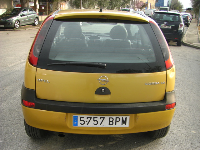 OPEL CORSA 1.4 GASOLINA 90CV
