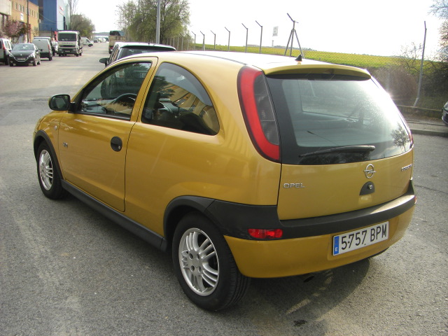 OPEL CORSA 1.4 GASOLINA 90CV