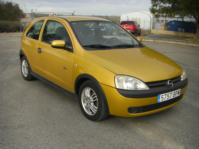 OPEL CORSA 1.4 GASOLINA 90CV