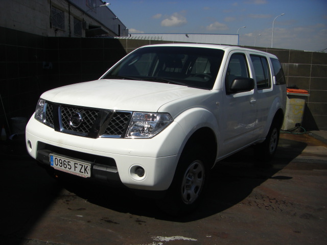 NISSAN PATHFINDER 2.5 D 171CV 7 PLAZAS