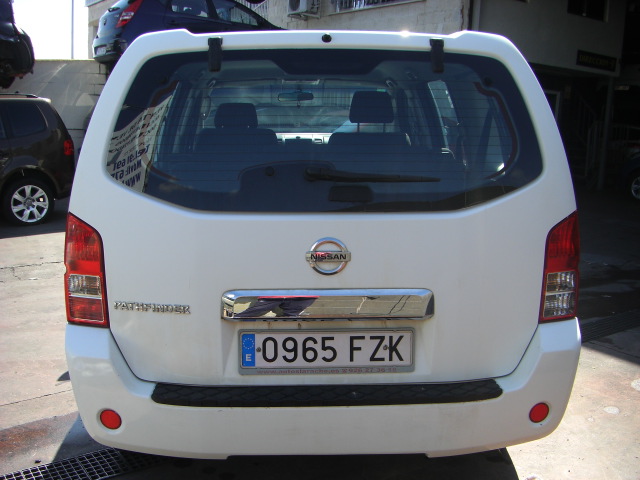 NISSAN PATHFINDER 2.5 D 171CV 7 PLAZAS