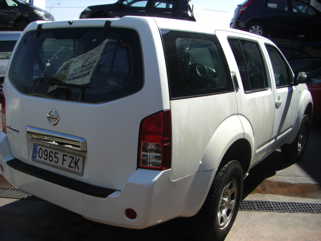 NISSAN PATHFINDER 2.5 D 171CV 7 PLAZAS