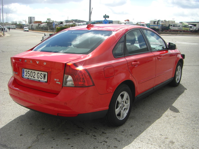 VOLVO S40 KINETIC 1.6 D 110CV