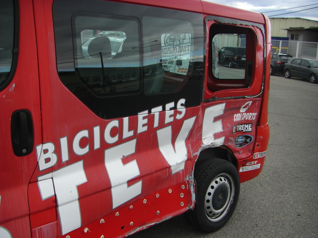 OPEL VIVARO 1.9 CDTI KOMBI 6 PLAZAS 82CV