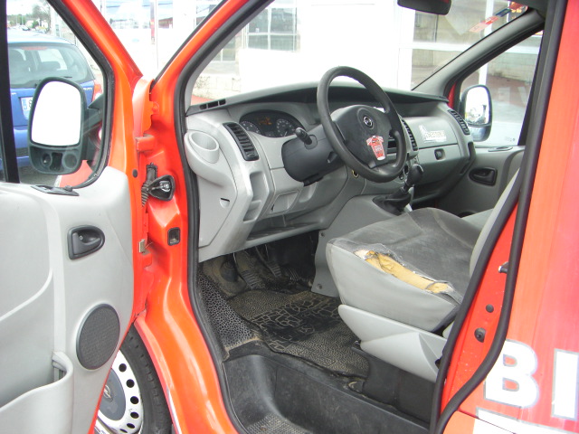 OPEL VIVARO 1.9 CDTI KOMBI 6 PLAZAS 82CV