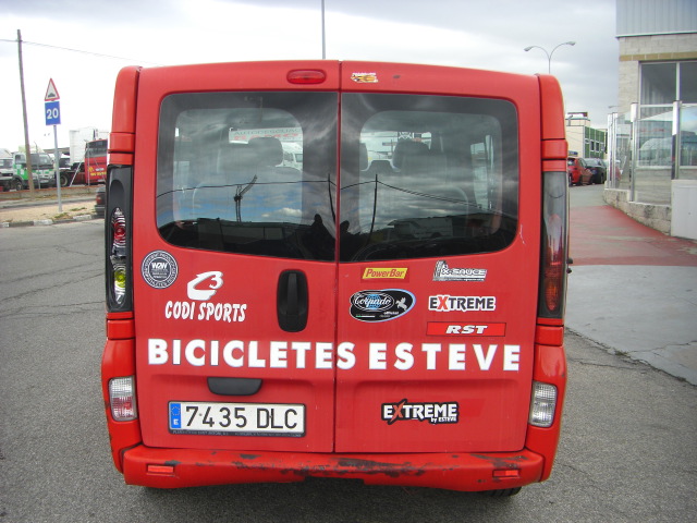 OPEL VIVARO 1.9 CDTI KOMBI 6 PLAZAS 82CV