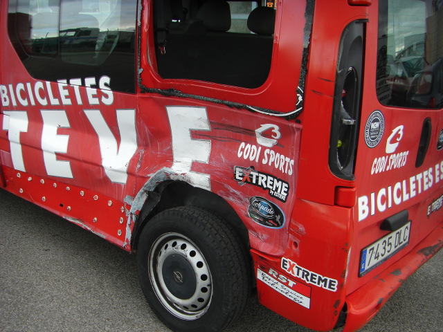 OPEL VIVARO 1.9 CDTI KOMBI 6 PLAZAS 82CV