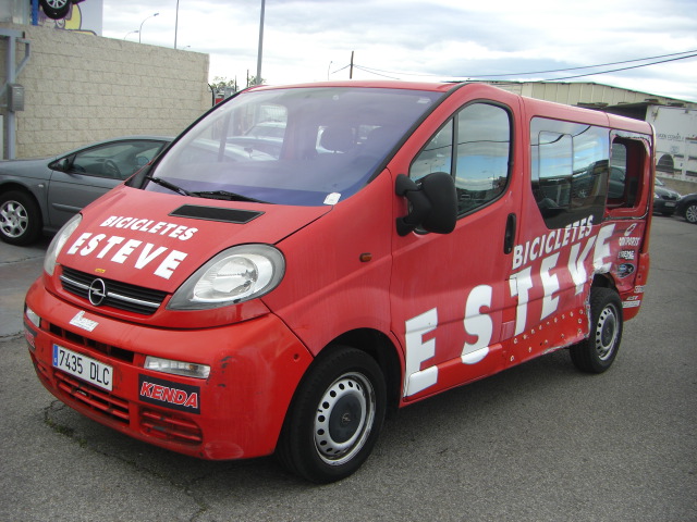 OPEL VIVARO 1.9 CDTI KOMBI 6 PLAZAS 82CV