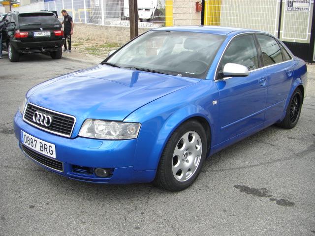AUDI A-4 3.0 INY 200CV
