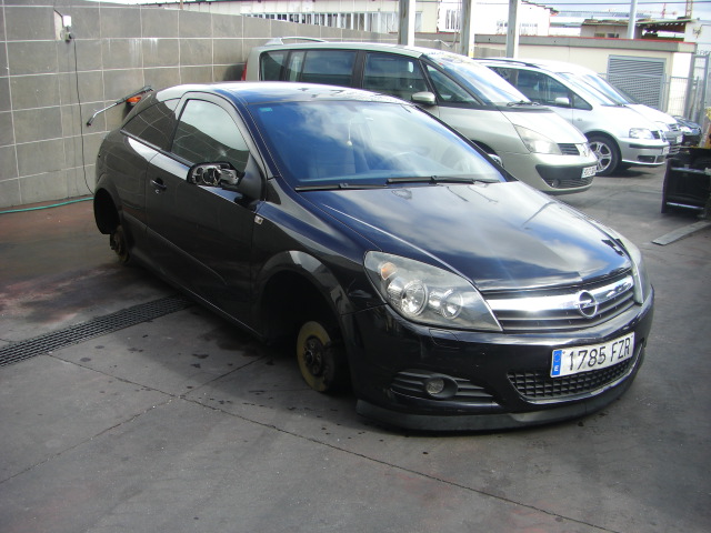 OPEL ASTRA GTC 1.9 120CV