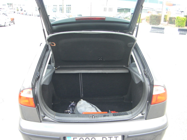 SEAT LEON 1.6 I GASOLINA 105CV