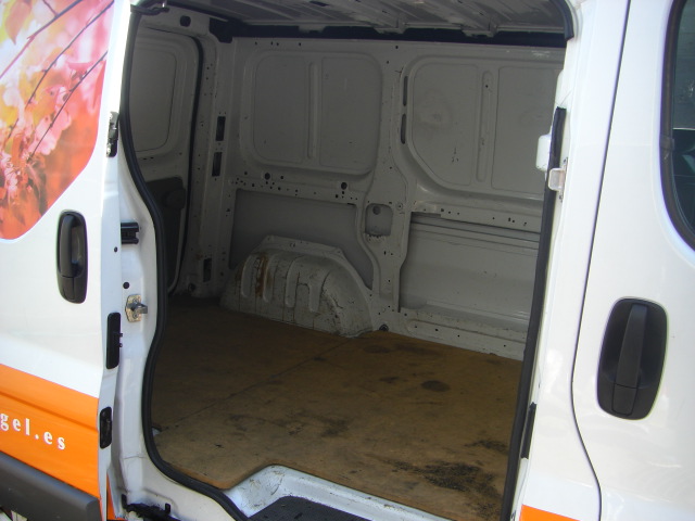 RENAULT TRAFIC 2.0 DCI 115CV