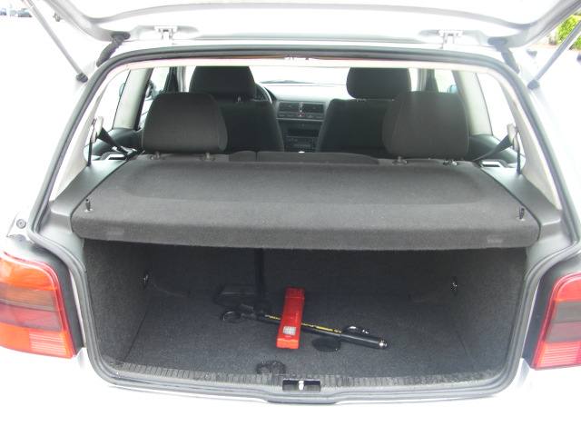 VOLKSWAGEN GOLF 1.9 TDI 110CV