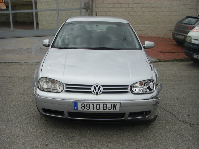 VOLKSWAGEN GOLF 1.9 TDI 110CV