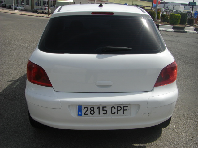 PEUGEOT 307 XR 1.4 HDI 68CV