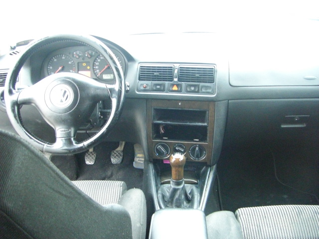 VOLKSWAGEN GOLF 1.9 TDI 115CV