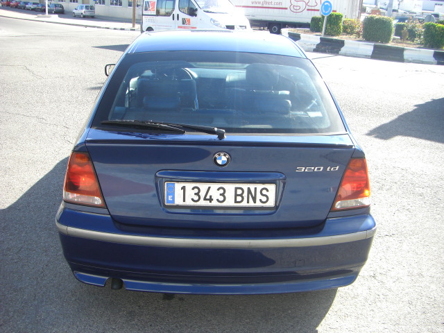 BMW 320  COMPAQ 2.0 TD 150CV