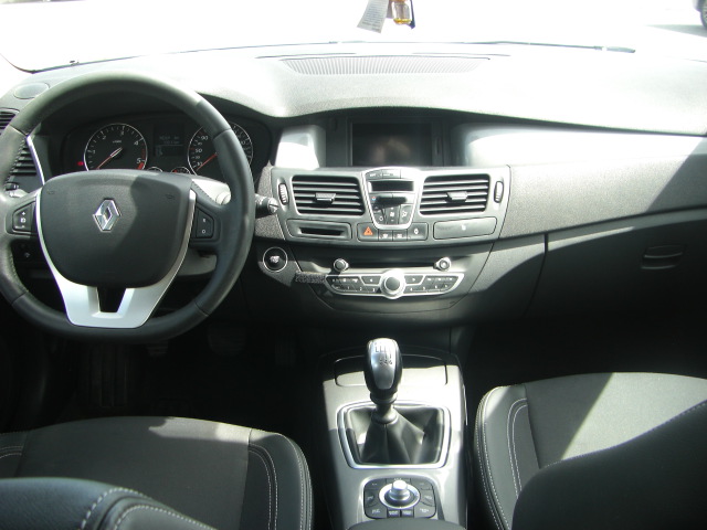 RENAULT LAGUNA GRAND TOUR 2.0 DCI 130CV