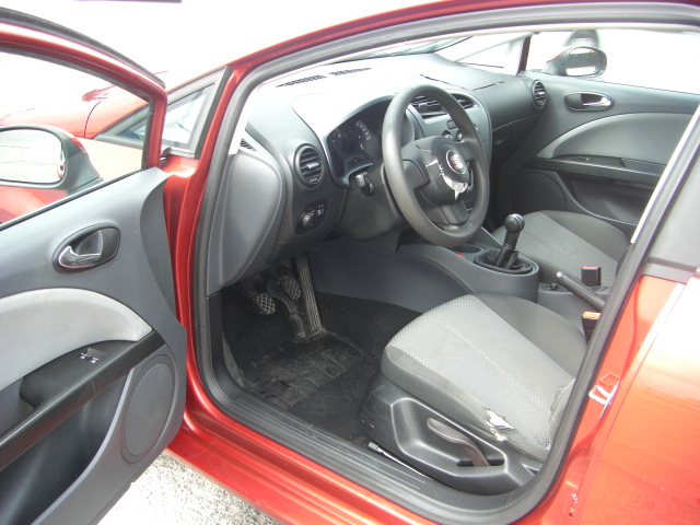 SEAT LEON 1.6 GASOLINA 100CV