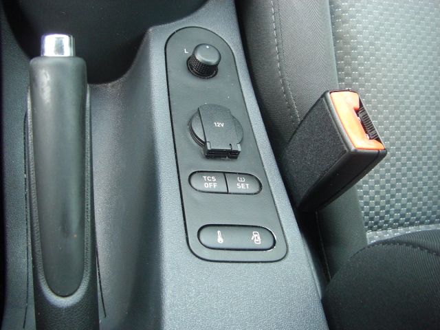 SEAT LEON 1.6 GASOLINA 100CV