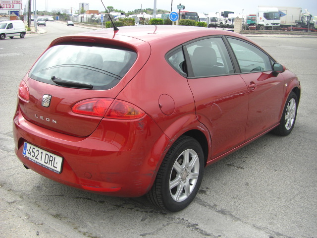 SEAT LEON 1.6 GASOLINA 100CV