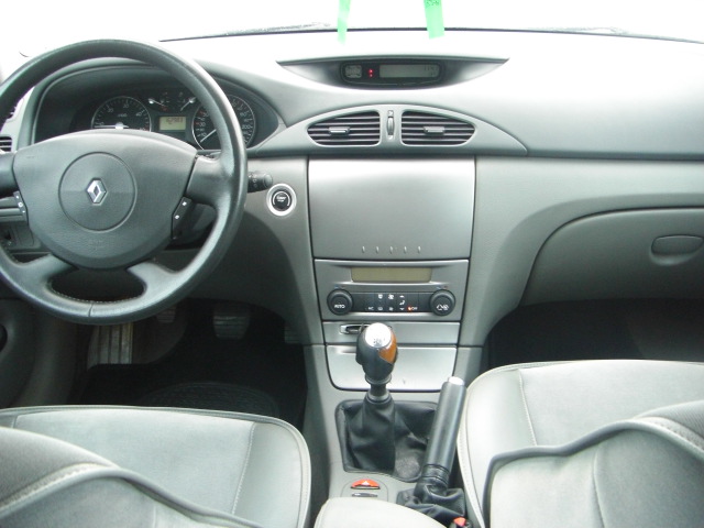 RENAULT LAGUNA 1.9 DCI 120CV