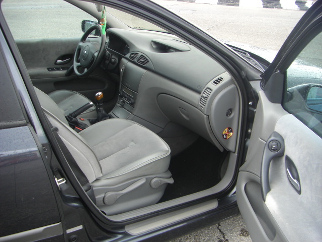 RENAULT LAGUNA 1.9 DCI 120CV